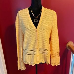 🌬️ St. John Yellow Sport Cardigan 🌬️